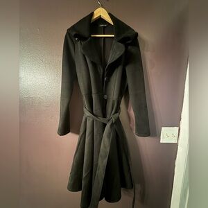 Stay warm in this adorable pea coat! Worn once like new!